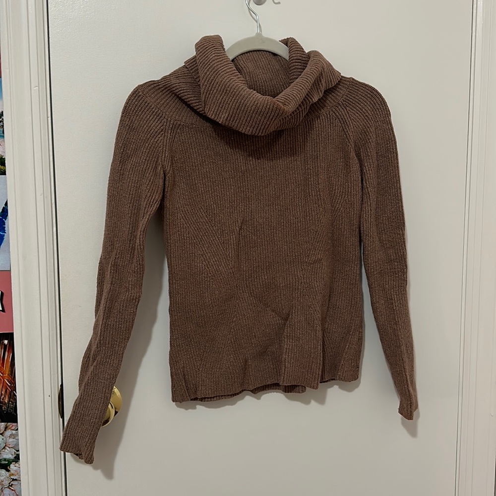 Beautiful brown turtleneck long sleeve sweater